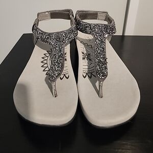 Aetrex Jade Sparkle Gunmetal Thong Sandals Women’s Size 7.5  BRAND NEW IN BOX